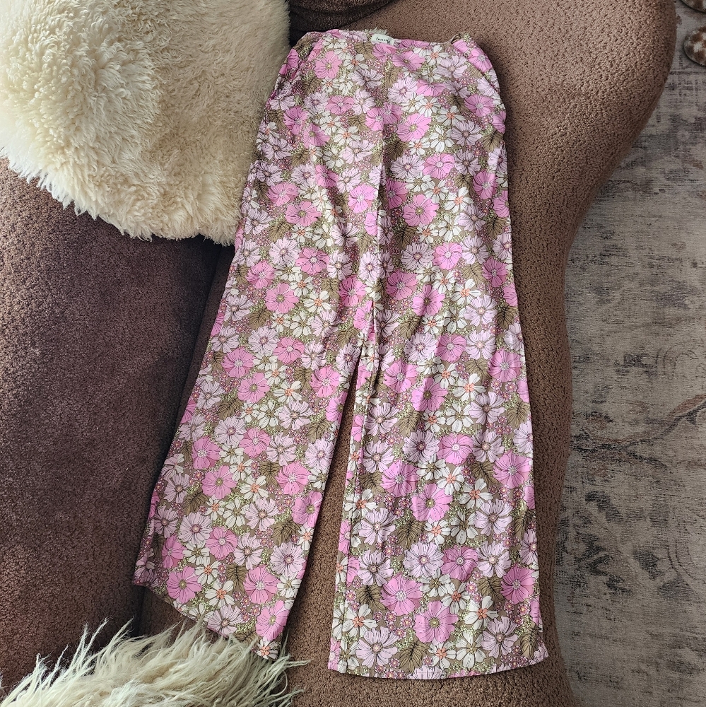 Joanie Clothing Floral Print Wide Leg Pants